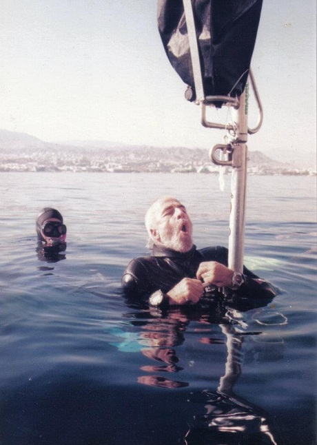 aharon_solomons_sled_freediving_pippin_eilat